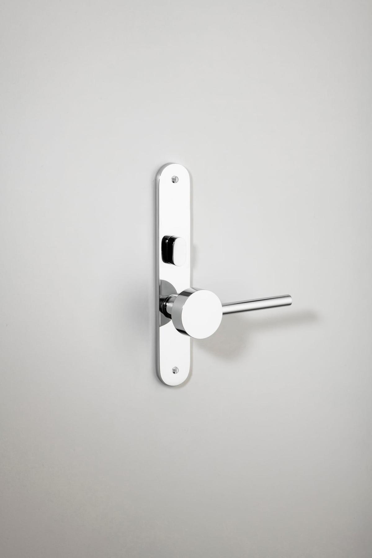 Geppetto Door Lever – Oval Backplate – Polished Chrome – 11912LLP62