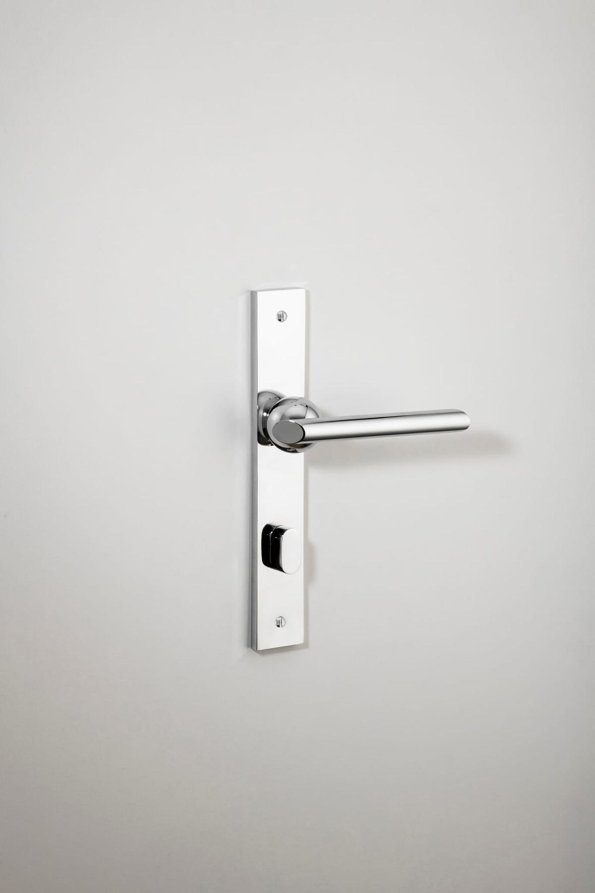 Futurismo Door Lever – Rectangular Backplate – Polished Chrome – 11932P85