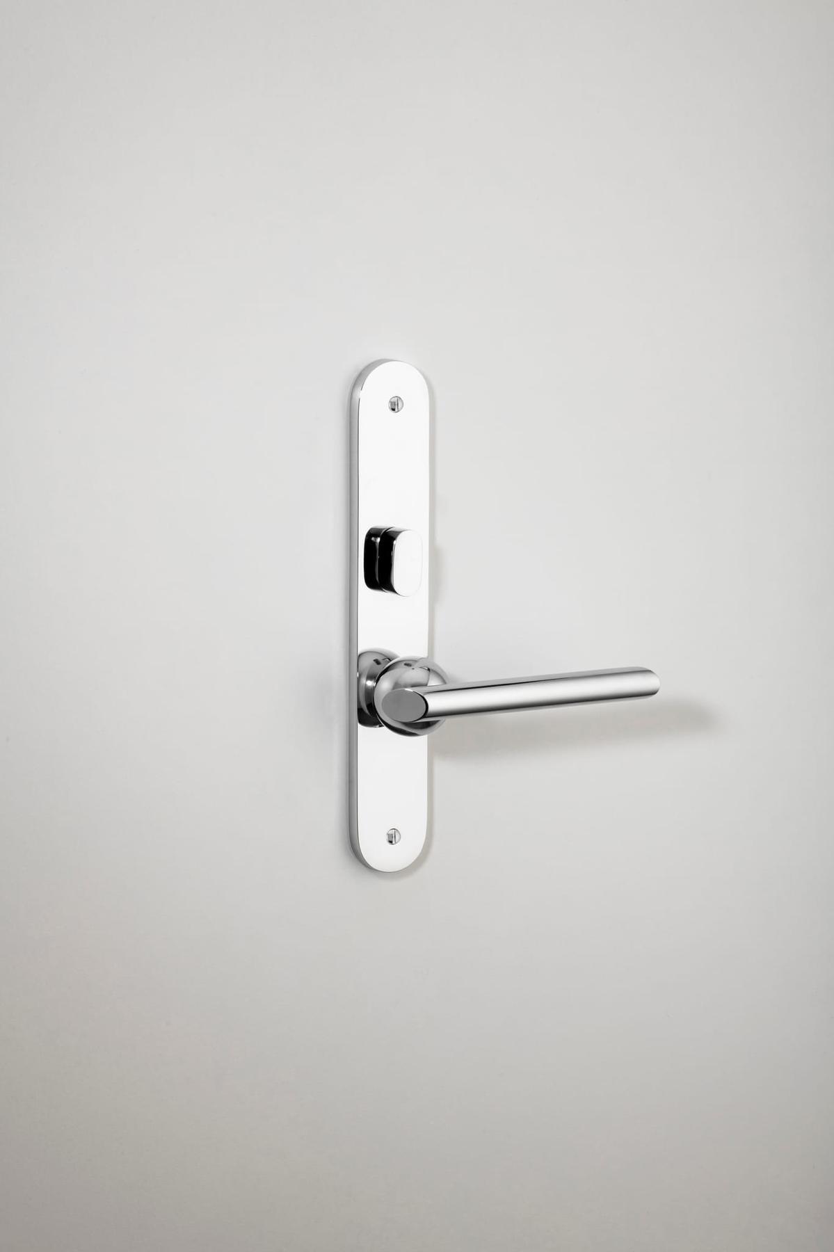 Futurismo Door Lever – Oval Backplate – Polished Chrome – 11936LLP62