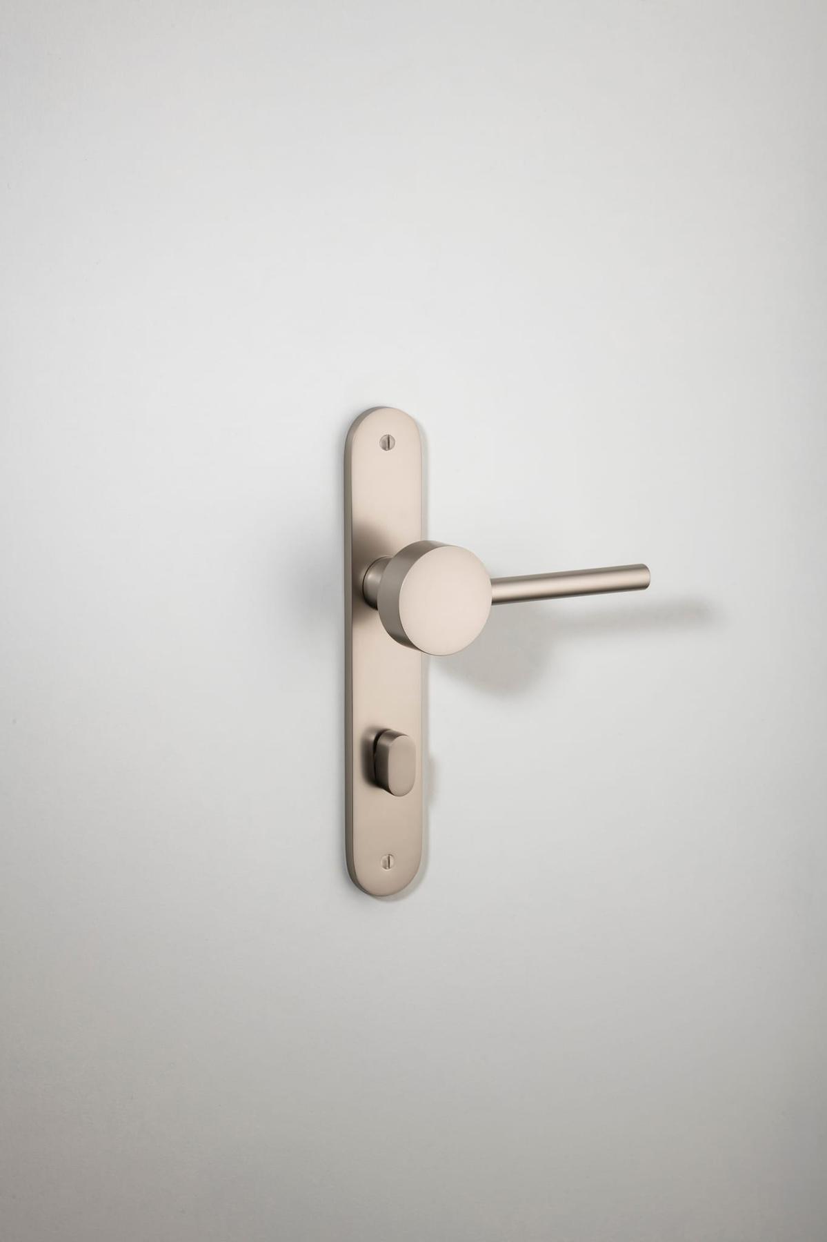 Geppetto Door Lever – Oval Backplate – Smooth Nickel – 14912P85