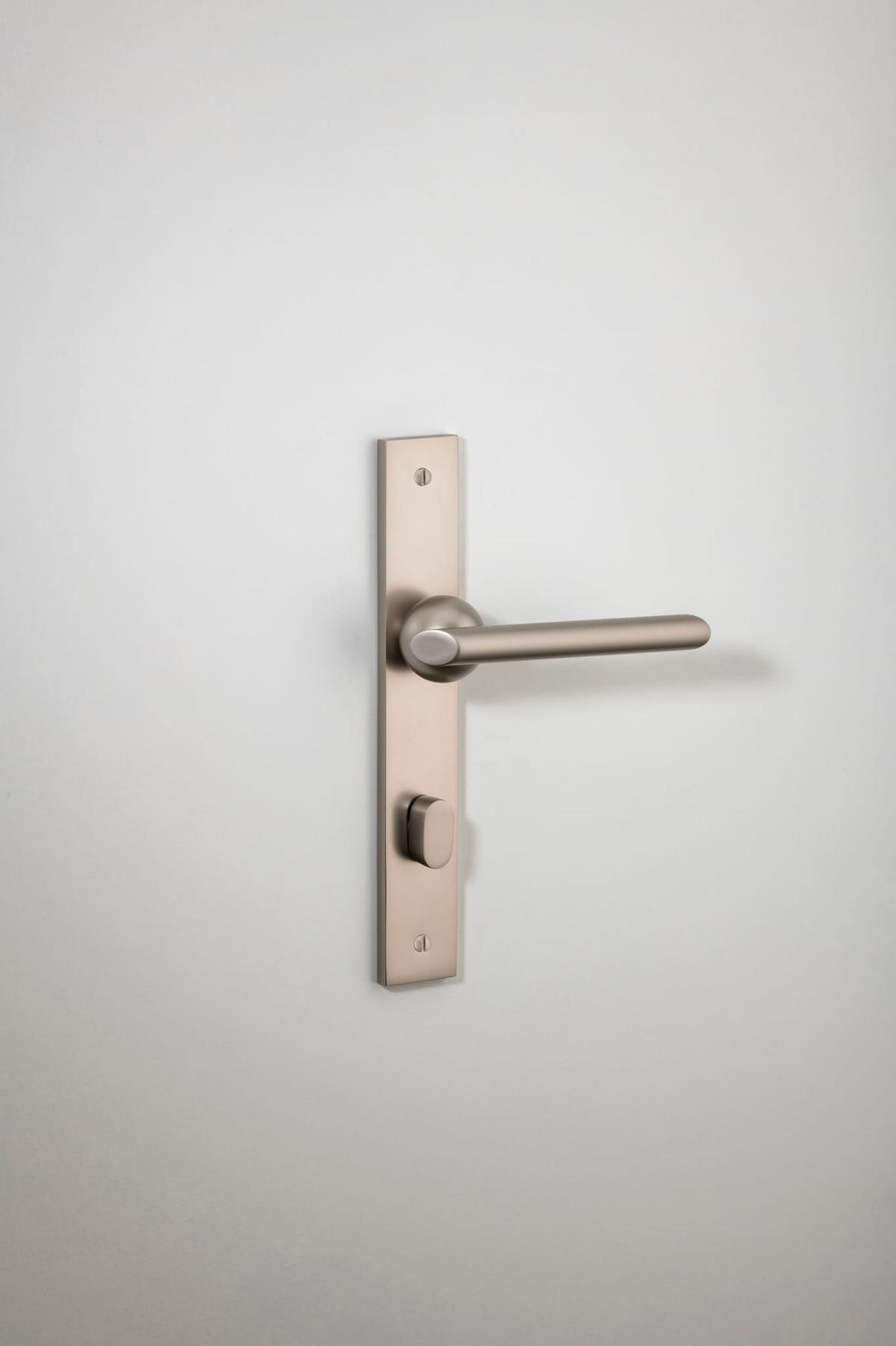 Futurismo Door Lever – Rectangular Backplate – Smooth Nickel – 14932P85