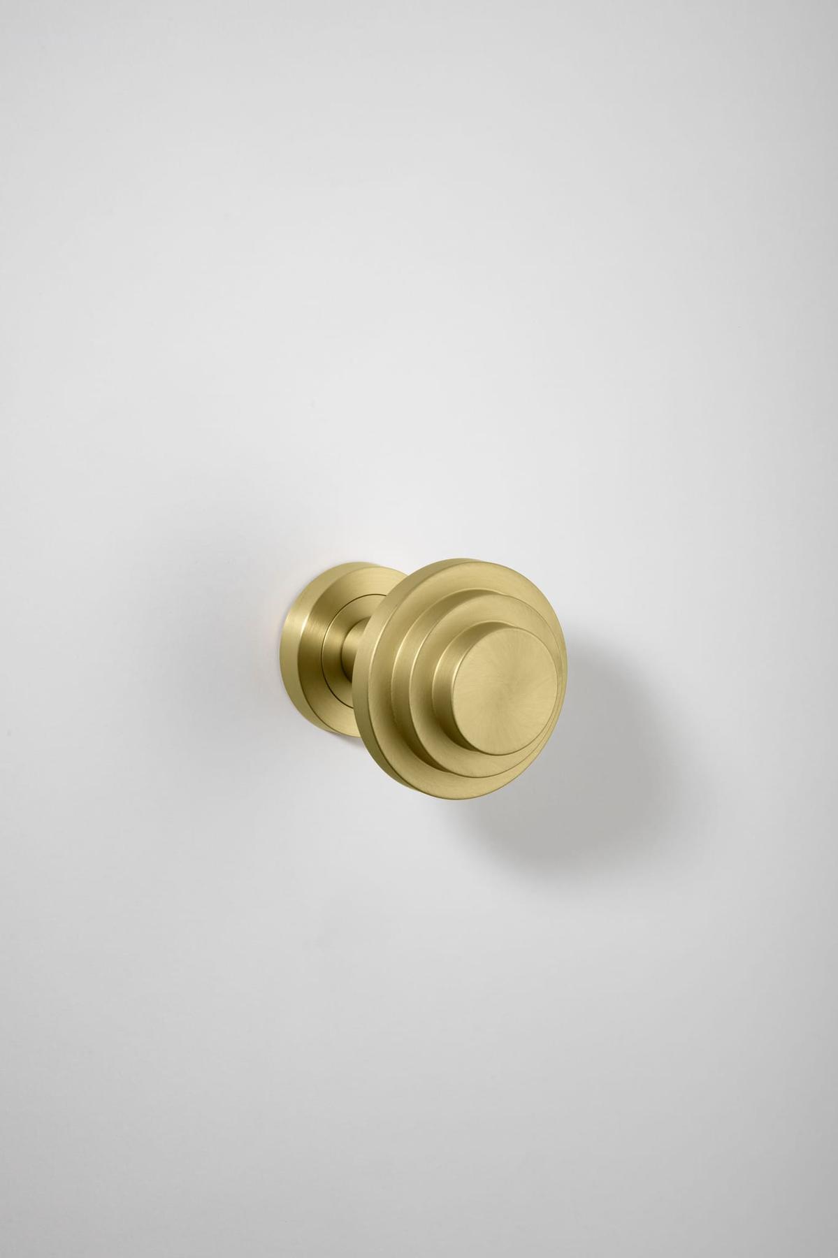 Zzzigurat Door Knob – Round Rose – Champagne PVD – 20662