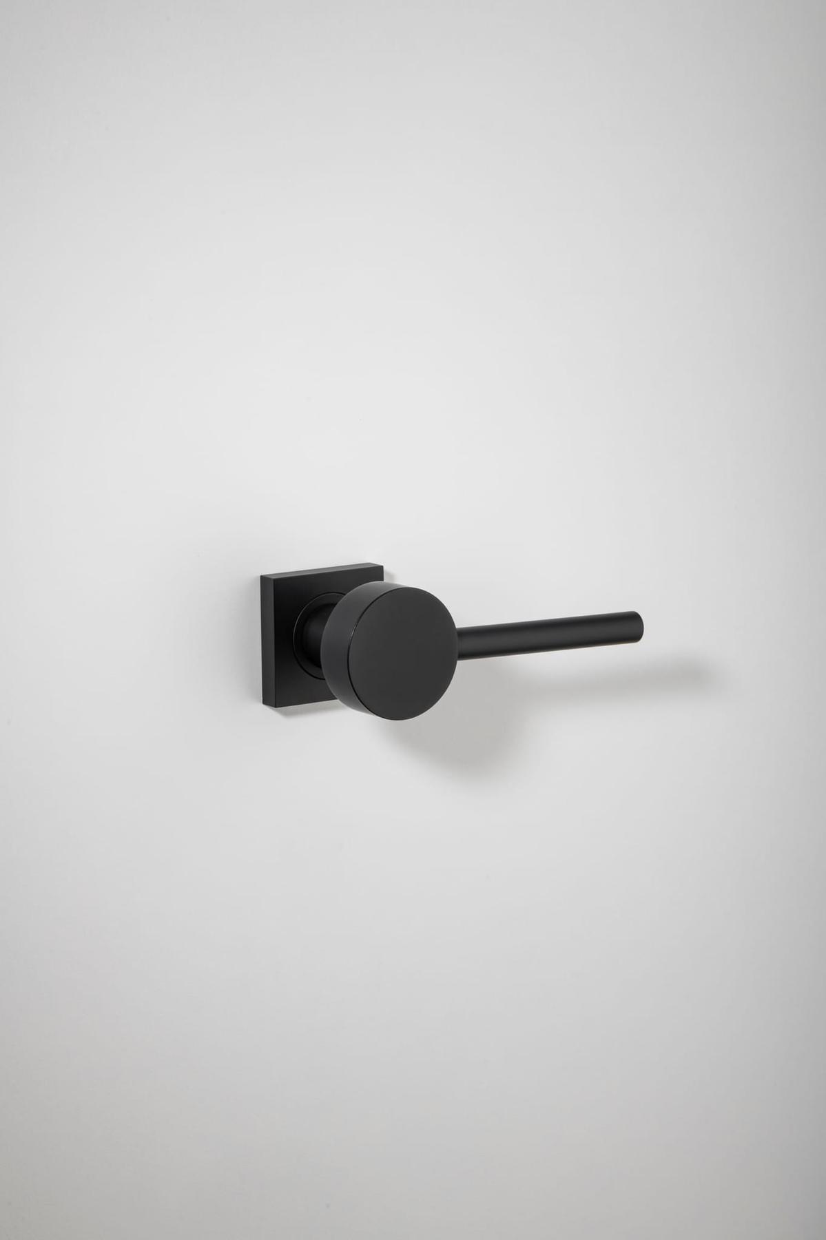 Geppetto Door Lever – Square Rose – Nero – 21253