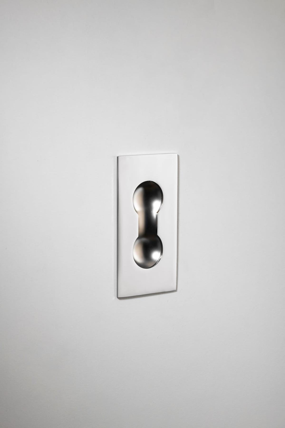 H06 Sliding Door Pull – Polished Chrome/Smooth Nickel – 30161